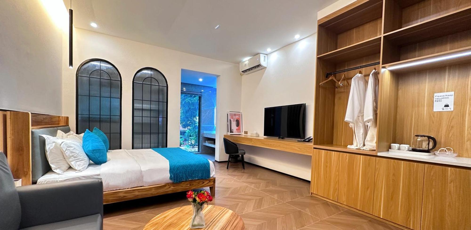 Hotel No 33